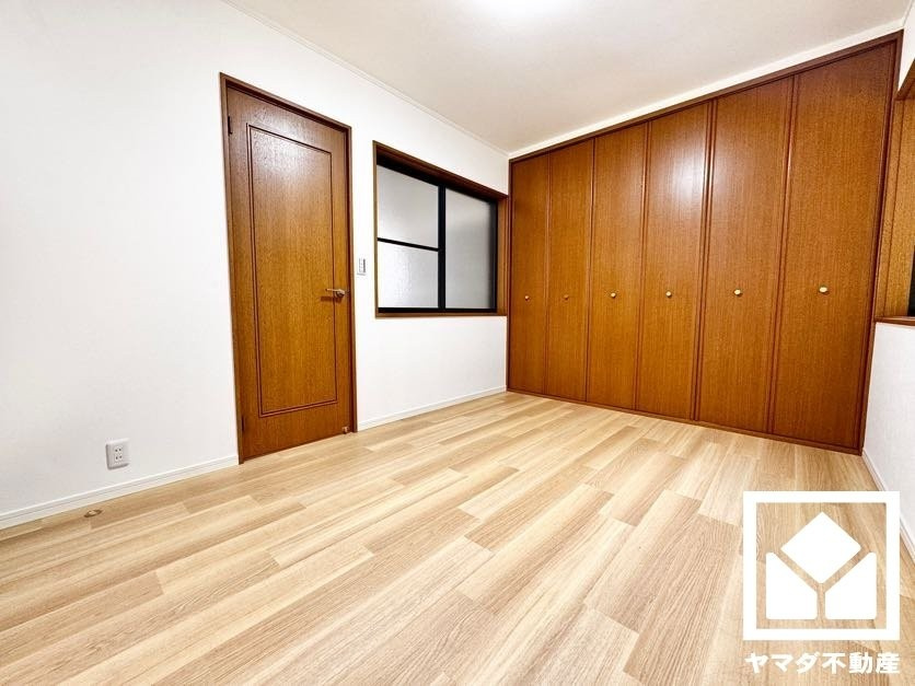 宇治市宇治池森の洋室