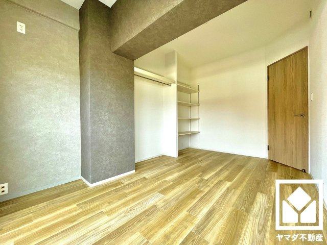 ルミエール藤ノ森の洋室