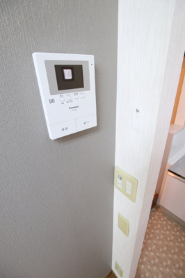 モニター付きインターホンです♪