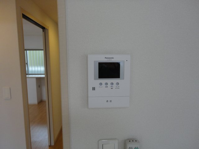 スカイヒルズ光　朝日の内装|カメラ付インターホン