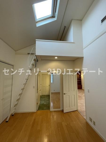 【洋室】 | 三井ホーム施工・二世帯住宅 | ２階洋室