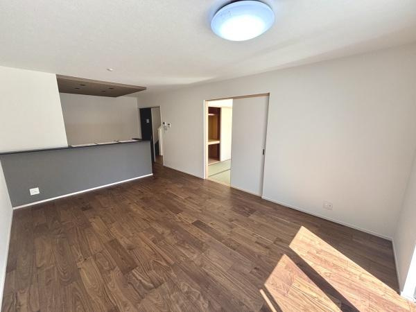 【居間・リビング】