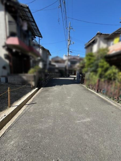 【前面道路含む現地写真】