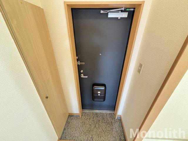 アンプルールクラージュSHIMADAの玄関