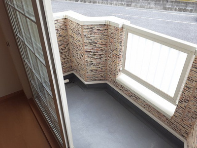 【バルコニー】 | リバ－コングラッツ