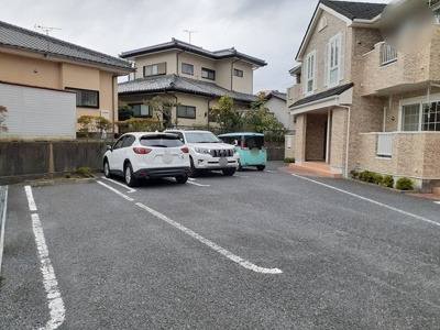 【駐車場】 | リバ－コングラッツ