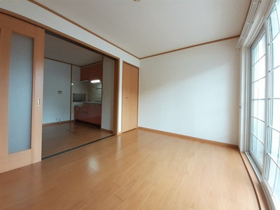 【内装】 | リバ－コングラッツ