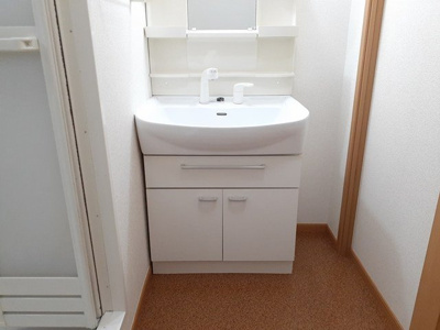 【洗面所】 | リバ－コングラッツ