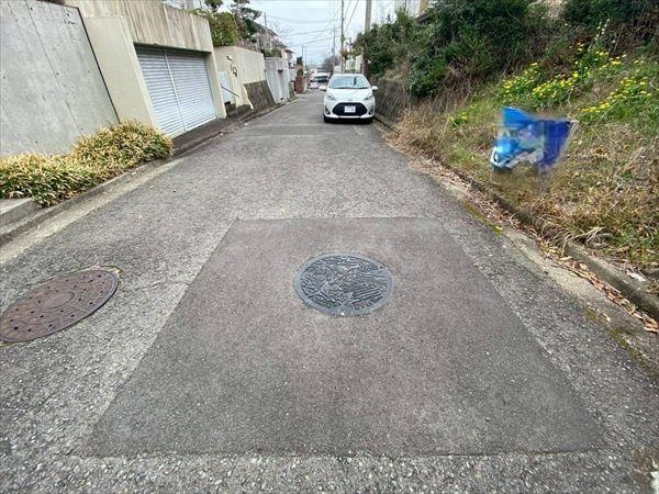 貴志川町長山　土地の前面道路含む現地写真