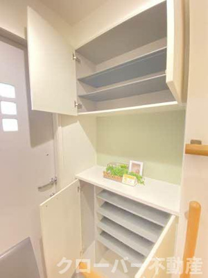 【エントランス】 | グレイスコート A棟