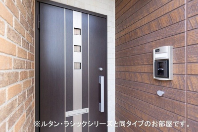 【玄関】 | ガーデン　ハウス　イナバ　Ⅱ | 毎日通る玄関はこちらです