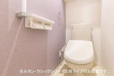 【トイレ】 | ガーデン　ハウス　イナバ　Ⅱ | シンプルで使いやすいトイレです