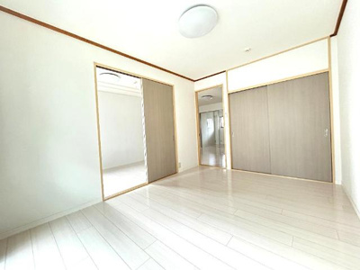 【内装】 | コンフォース５１０ | 洋室