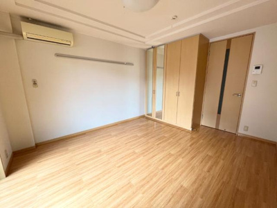 【内装】 | デフィーメゾン | 洋室