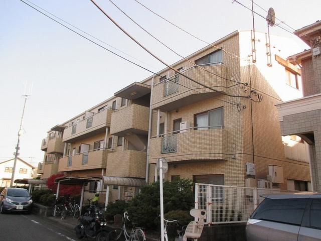 プリメーラの外観