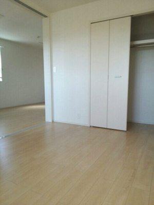 【内装】 | アイ・ボヌール | 明るい室内です