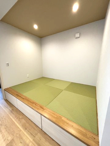 石風呂町の新築のおうち2号棟　松山市石風呂町新築戸建