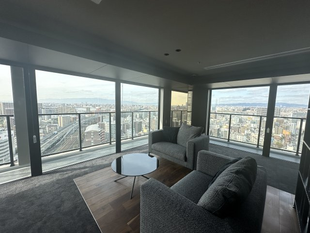 シエリアタワー大阪福島のロビー|スカイラウンジ