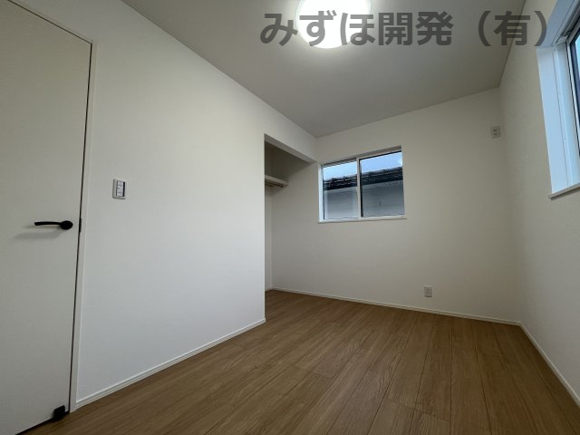 山形市富の中2丁目3-26-5の洋室|こちらも2階の洋室5.75帖です。