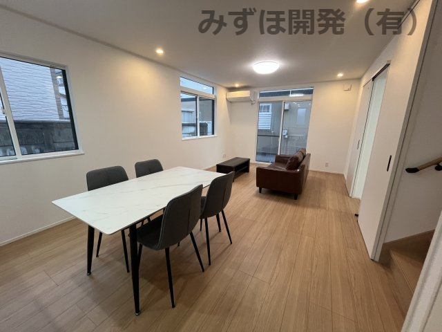 山形市富の中2丁目3-26-5の居間・リビング|家具プレゼント中！