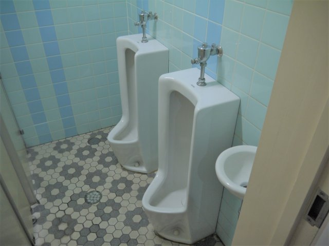 八城ビルのトイレ