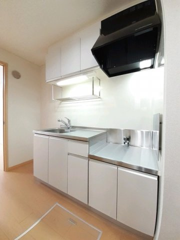 メゾン・プリムローズのキッチン|お料理しやすいキッチンです