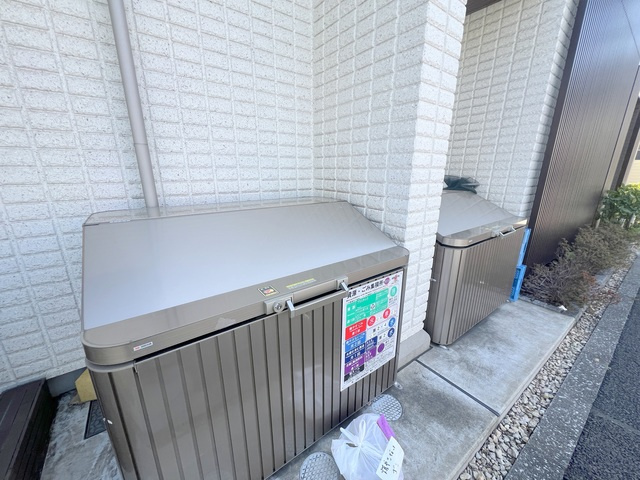 へーベルメゾン上目黒のその他共用部分|★敷地内ゴミストッカー★