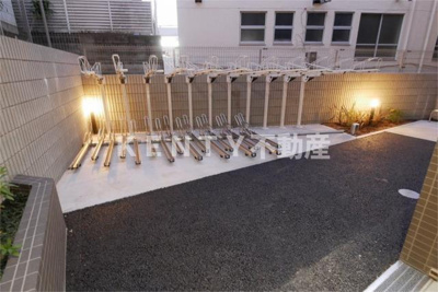 【その他共用部分】 | ＣＯＵＲＴＹＡＲＤ洗足