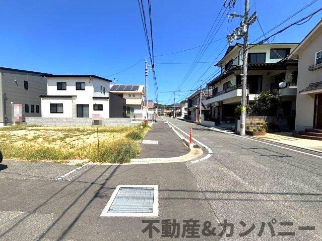 石風呂町のおトチ1号地　松山市石風呂町売土地の前面道路含む現地写真|前面道路含む現地写真です