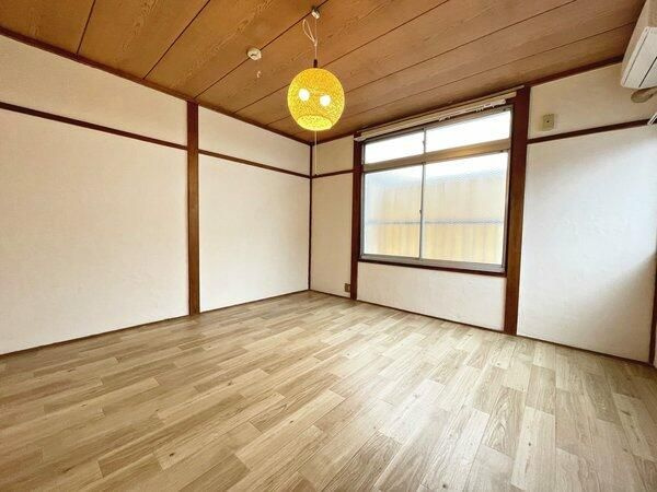 一ツ橋コーポの居間・リビング