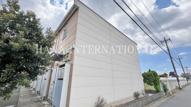 レオパレスサンジの外観