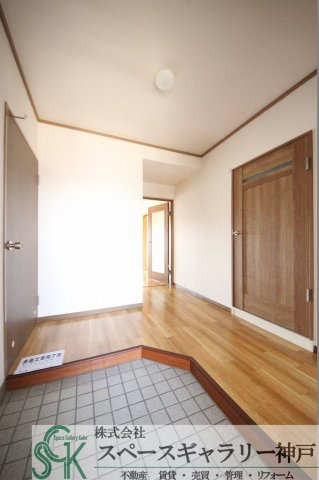 コーポ久兼の玄関|※同物件の別のお部屋の写真です※