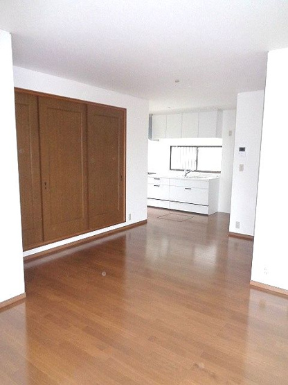 【居間・リビング】 | 春日市弥生4丁目戸建