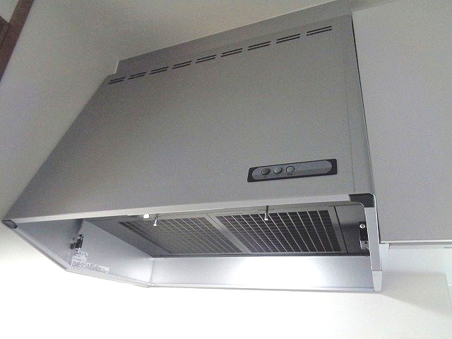 【キッチン】 | 春日市弥生4丁目戸建 | 換気扇