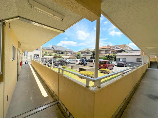 リファインドマンションＫのロビー