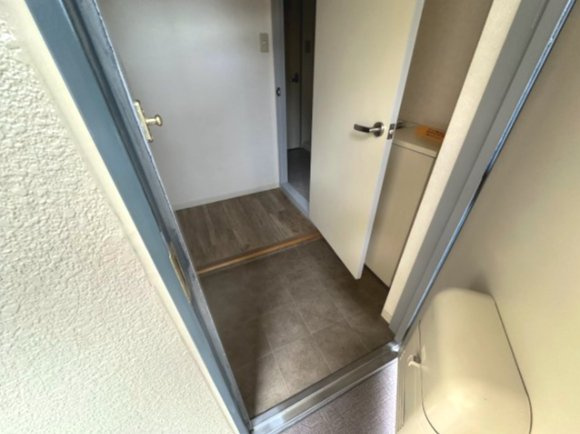 リファインドマンションＫの玄関