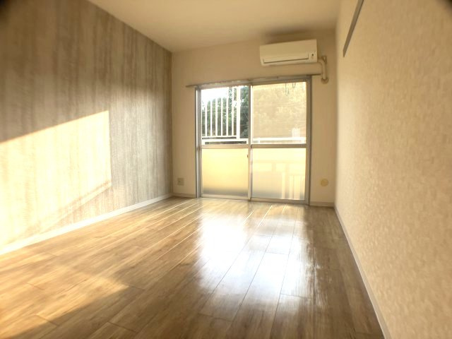 リファインドマンションＫの居間・リビング