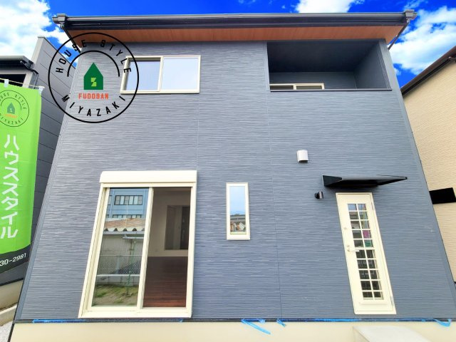 パティオニュータウン月見ヶ丘（11号棟）の外観|デザイン性のある外観です。