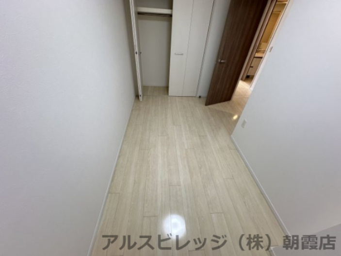 イニシア朝霞台の洋室|ゆったりした洋室です