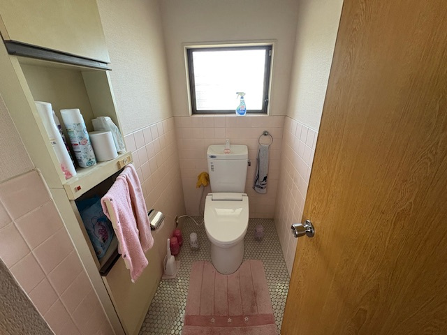 藤岡市西平井　中古1880のトイレ