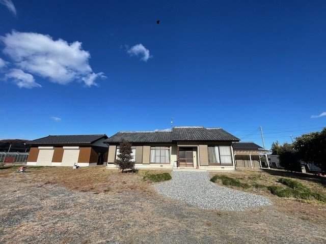 藤岡市西平井　中古1880