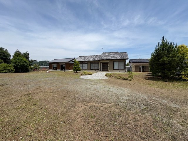 藤岡市西平井　中古1880の外観