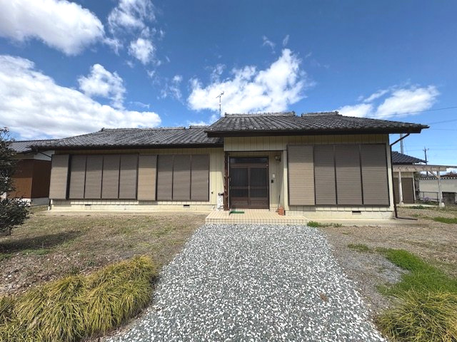 藤岡市西平井　中古1880の外観
