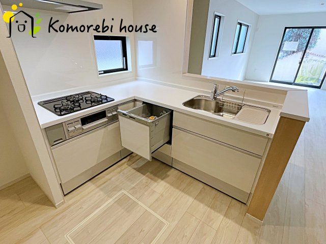 さいたま市見沼区蓮沼　8期　新築一戸建て　KIS　01のキッチン