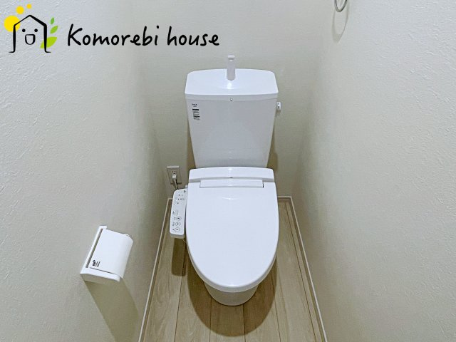 さいたま市見沼区蓮沼　8期　新築一戸建て　KIS　01のトイレ