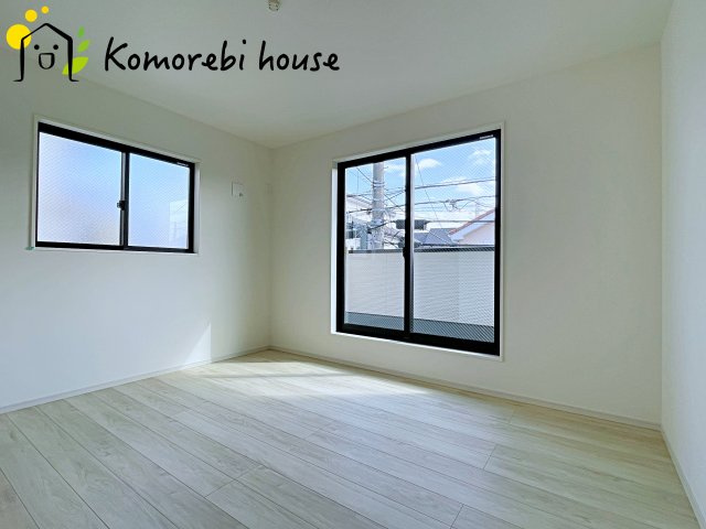 さいたま市見沼区蓮沼　8期　新築一戸建て　KIS　01の寝室