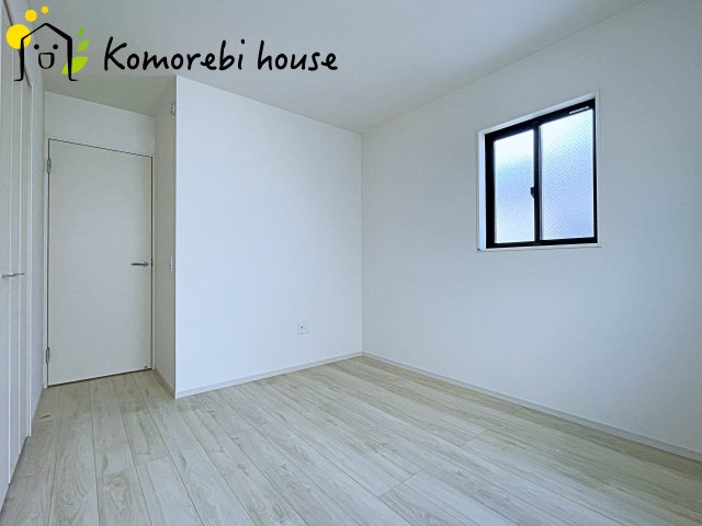 さいたま市見沼区蓮沼　8期　新築一戸建て　KIS　01の洋室