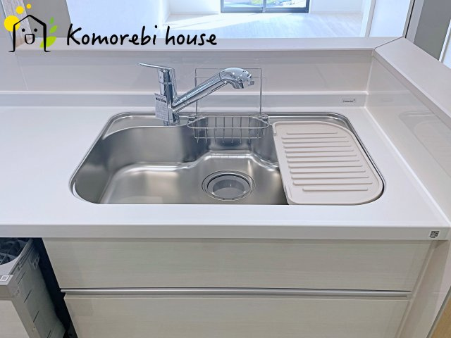 さいたま市見沼区蓮沼　8期　新築一戸建て　KIS　01のキッチン