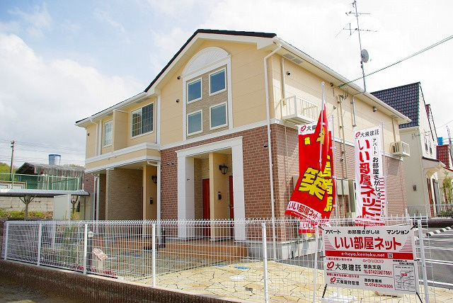 グランツ木津の外観|外観もきれいです