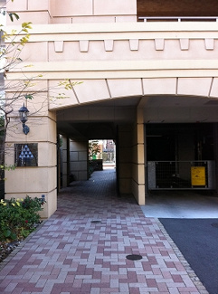 【エントランス】